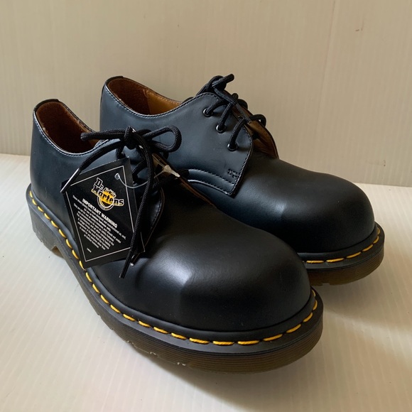 Doc Martens 1925 Oxford Shoes - Picture 9 of 12